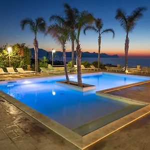 3* Apartahotel Petruso